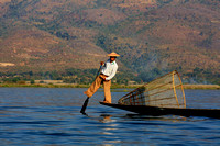 106 Burma - A leg-rowing Intha fisherman, Inle Lake, Burma (Myanmar), photo by Yvonne Gordon